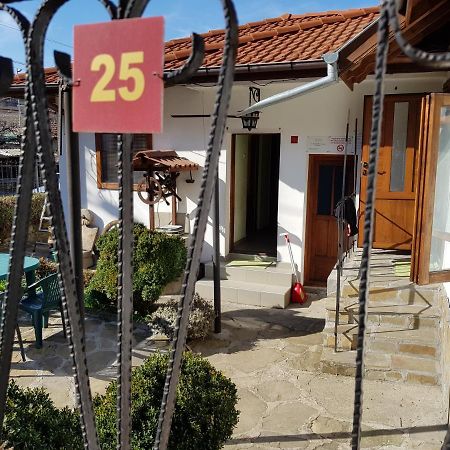 Къщи "И Пак Дойдох" Tryavna Exterior foto